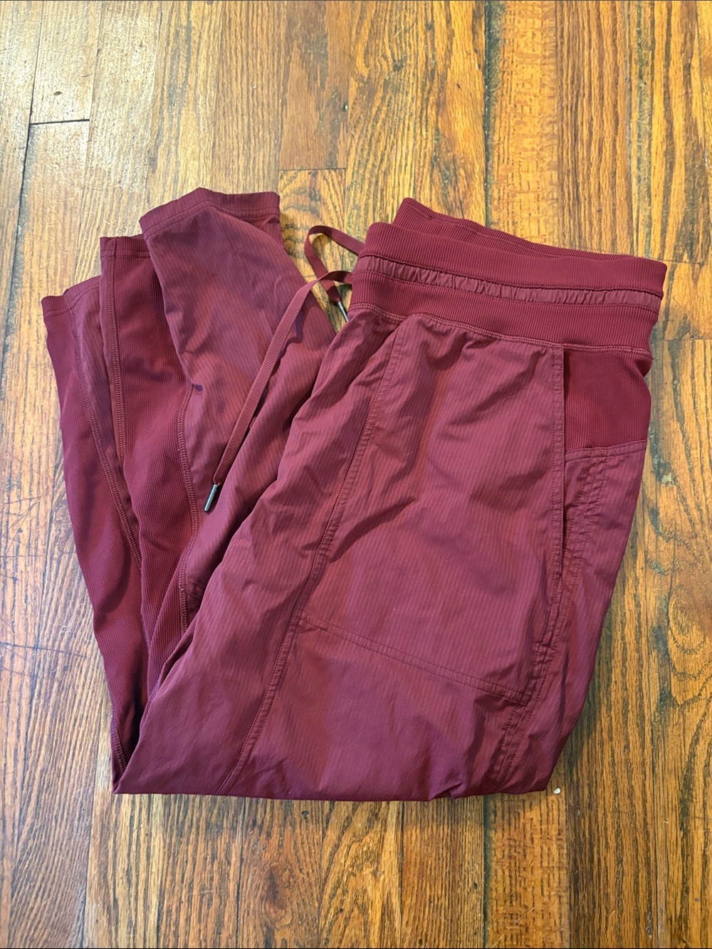 🎉Like New! Lululemon athletica Women's Maroon Dance Studio Pants!